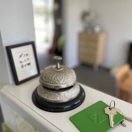 Green Door - One Bedroom Apartment ฟากาทาเน ภายนอก รูปภาพ